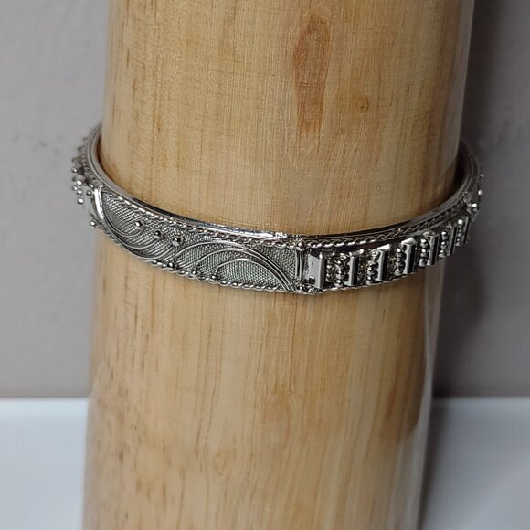 8 Inch Silver Tone Decorative Bangle - Picture 1 of 11